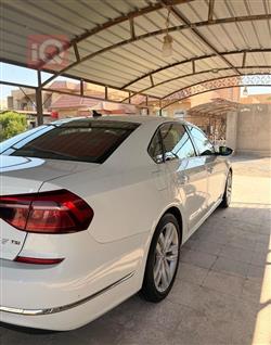 فولكسفاغن باسات